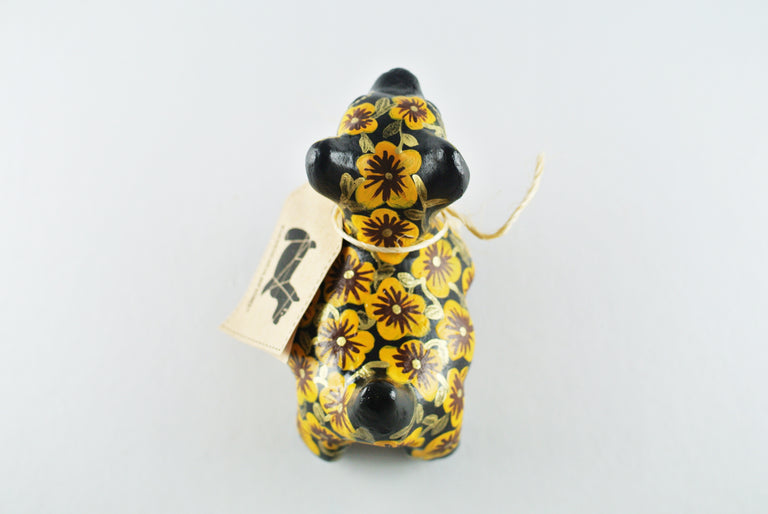 MINI COCOPRIMAVERA FLORES AMARILLAS Y DORADO BASE NEGRA